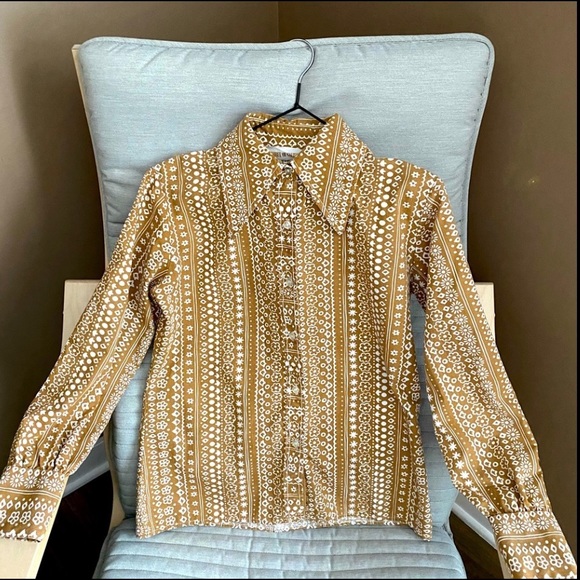 ⭐️Vintage⭐️ Koret of California button down top- size small - Picture 2 of 7